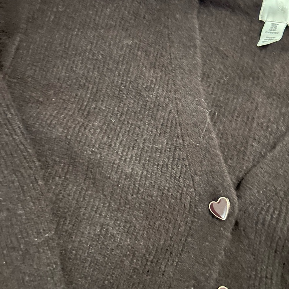 H&M Plum V-Neck Heart Button Cardigan - Picture 3 of 3